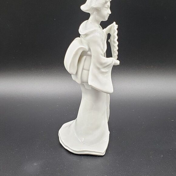 Fitz & Floyd 1967 Blanc De Chine Porcelain Japanese Geisha Girl with Fan AS IS - Picture 9 of 13